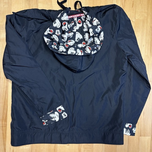 Disney Parks Mickey Mouse Windbreaker Jacket Medium Rain Black Hooded Travel - Picture 9 of 10